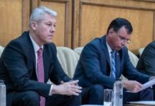 Ipocritul Predoiu, inca ministru MAI, spune că „resursele nu ne permit” sa premiem politistii care isi risca viata. Pentru curaj — nu sunt bani. Pentru șefii din birouri — da.